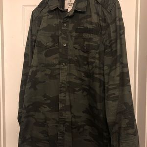 Camp button up